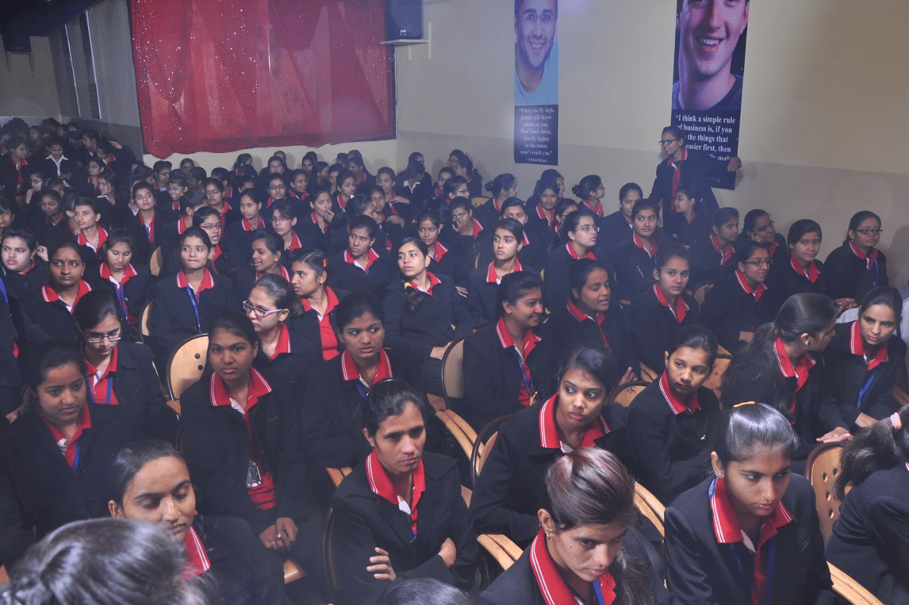 Biyani Girls College Jaipur Croded photo 1